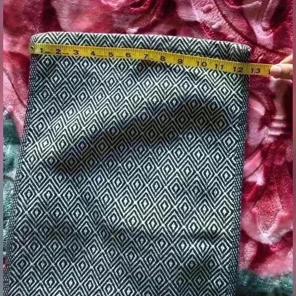 Table runner black and white geometrical cotton thick see measurements
